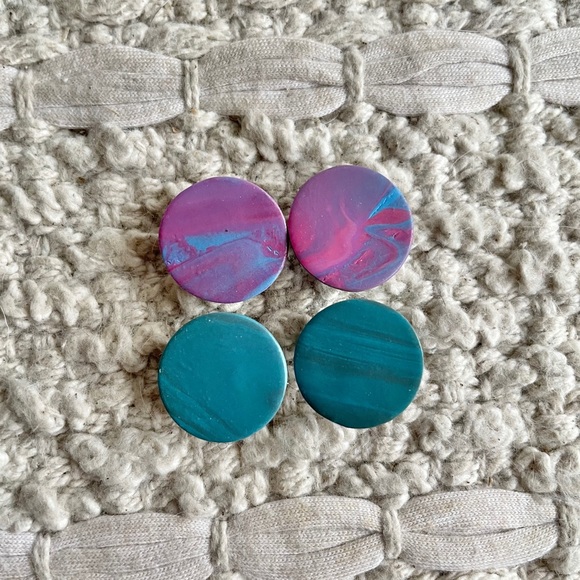 Handmade Studs 2-pack - Picture 2 of 4